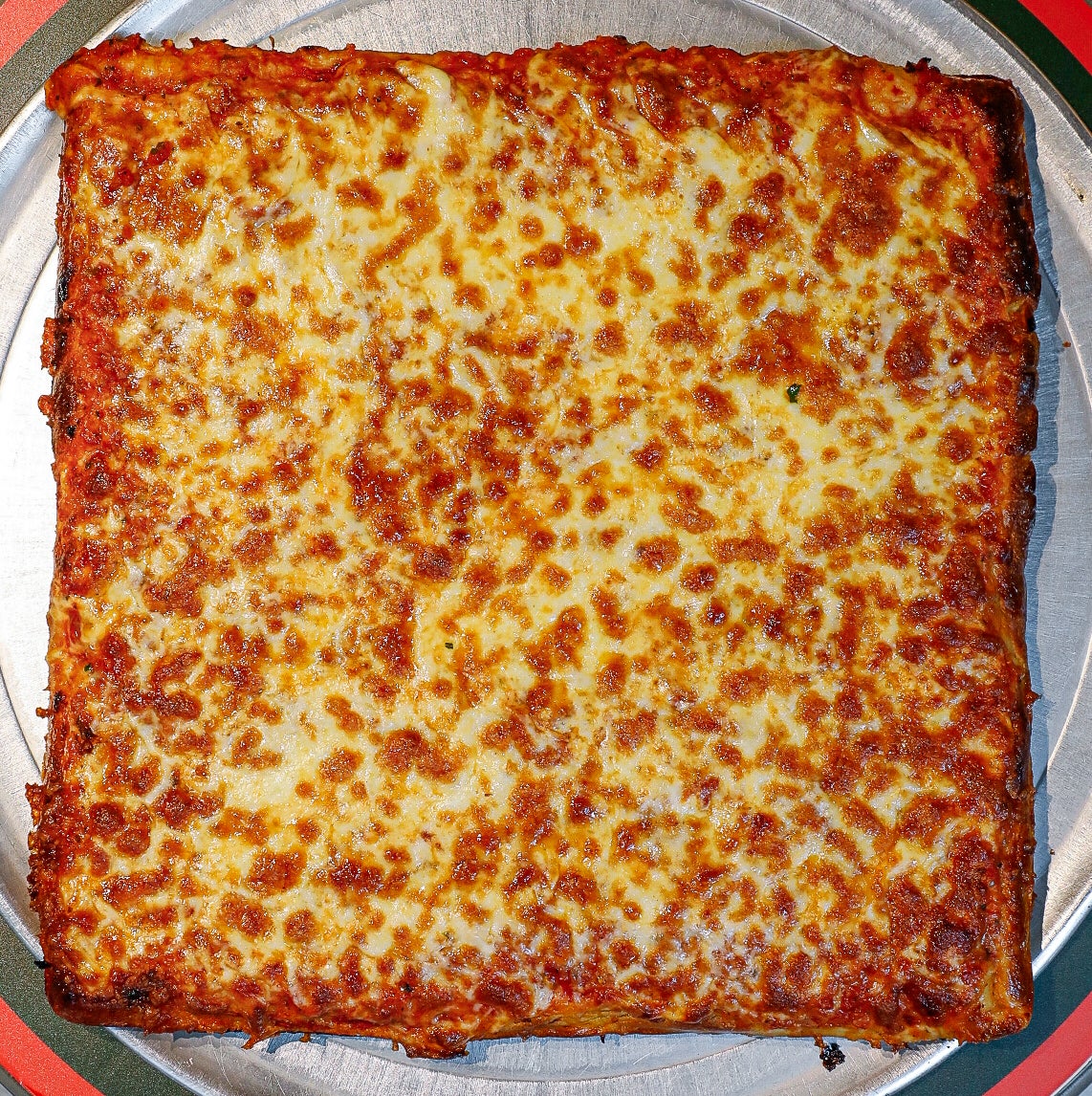Plain sicilian xenos pizza